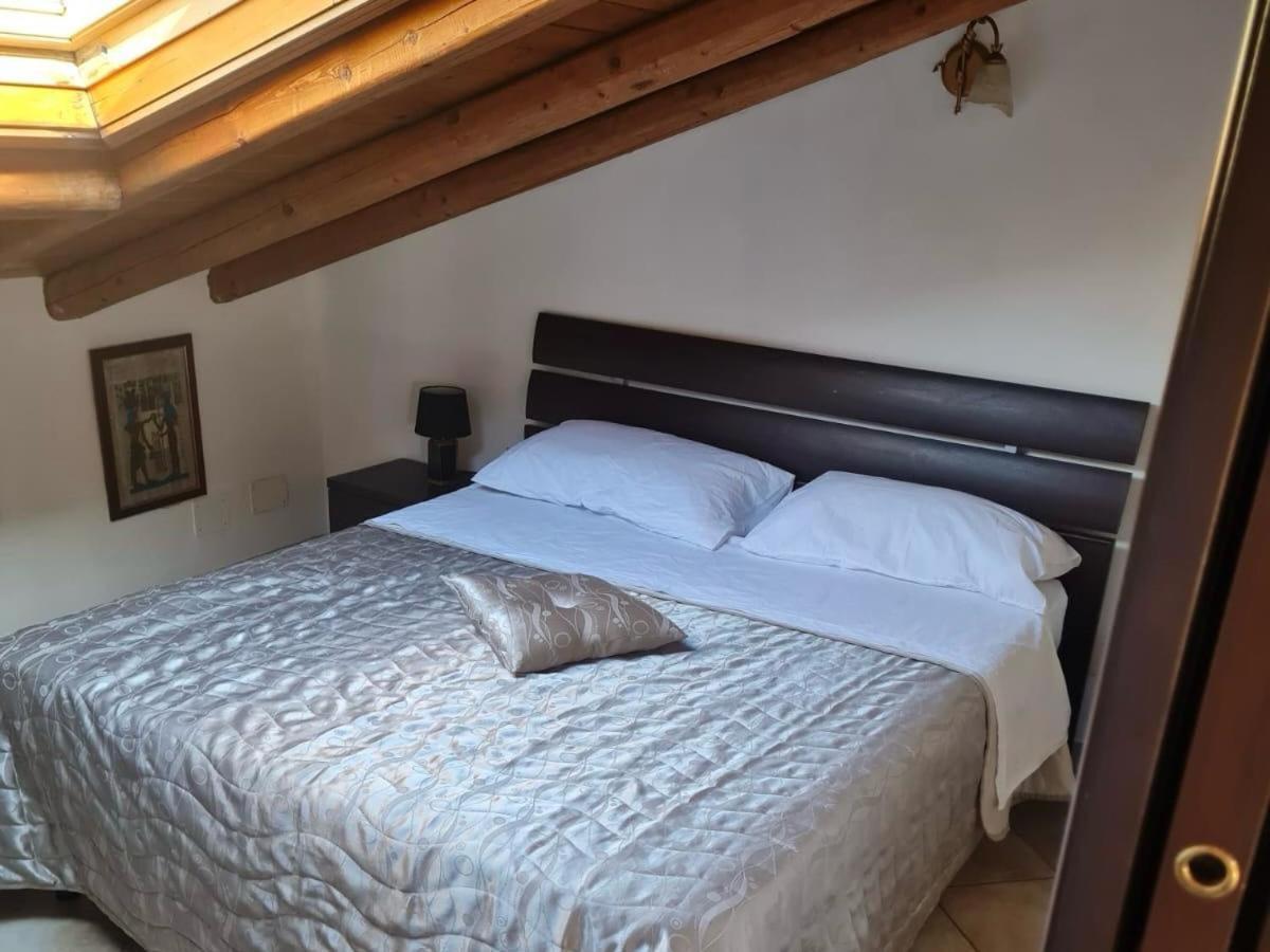 Casa Vacanza Lmt Aci Catena Экстерьер фото